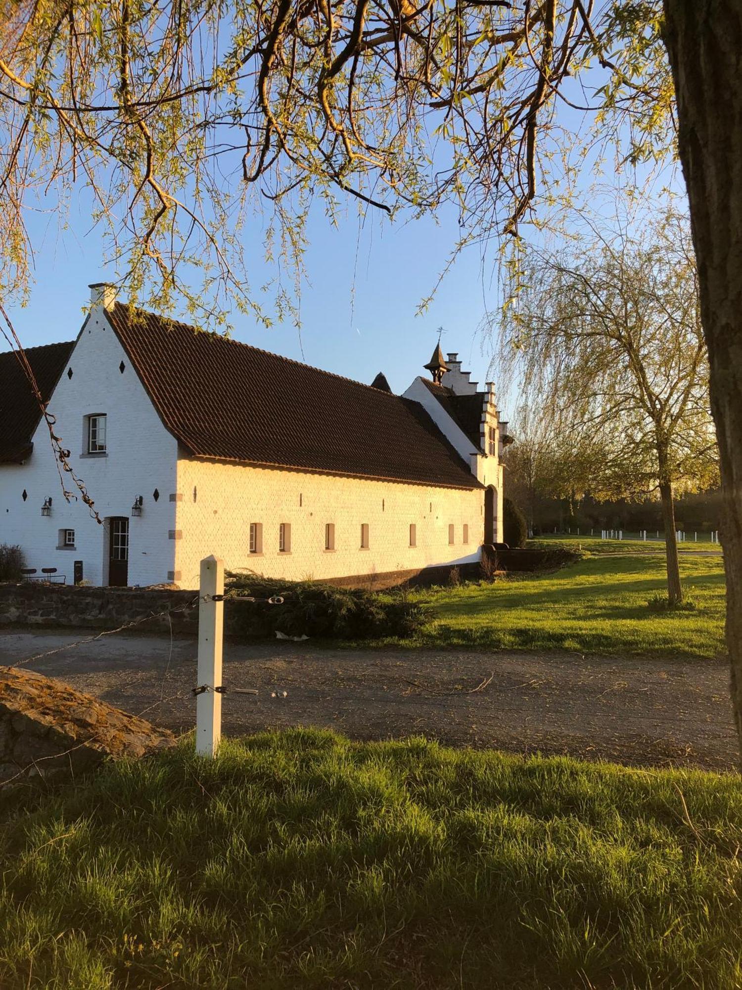 Отель Ferme Delgueule Турне Экстерьер фото